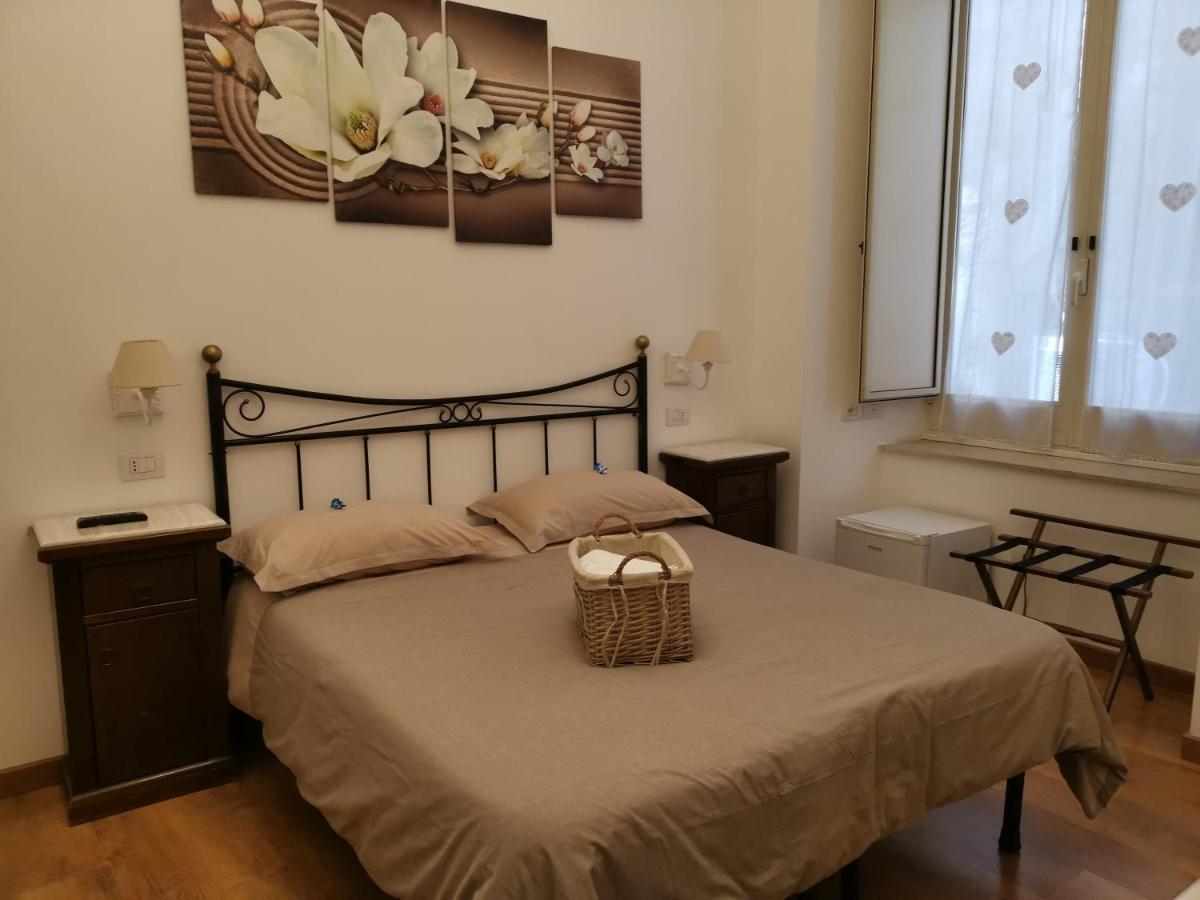 Napoli Pietrasanta Lt Bed & Breakfast エクステリア 写真